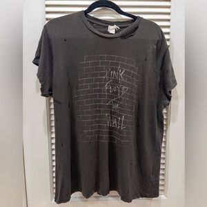 MadeWorn women’s Pink Floyd The Wall grey t-shirt size M